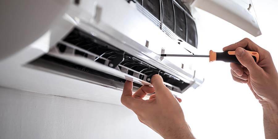 tilting vent and screwdriver